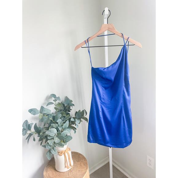 Superdown Lora Mini Dress Small Blue Silky Strappy Night Out Party - Picture 4 of 12